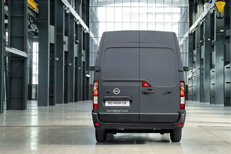 Nissan nv400 van specifications